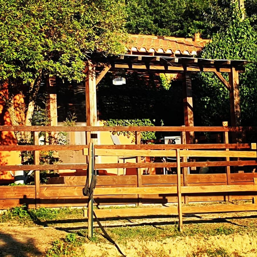 Chambre D'Hotes Le Petit Ranch Los Masos Exterior foto